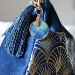 Medaille2_Azure_Persian_green