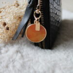 Medaille2_tiger_orange+Aureolin_yellow
