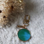 médaille_persian_green+Electric_blue